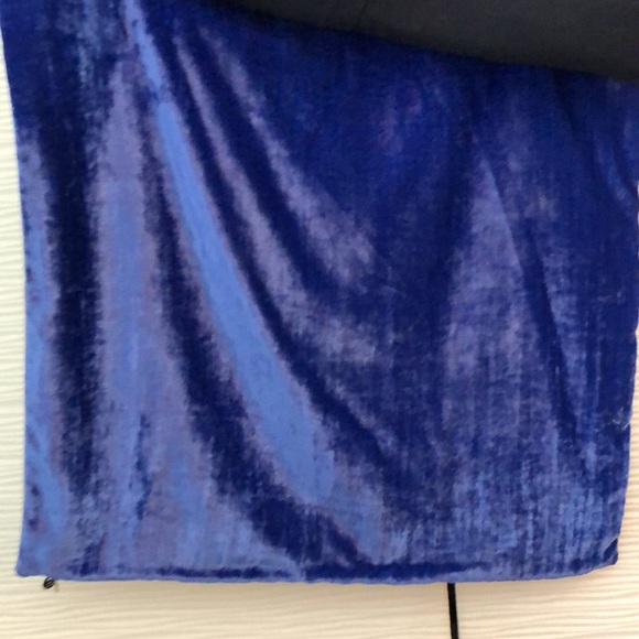 NWT West Elm set of 2 pillow covers- 1 blue velvet and 1 patterned. Covers only. - Picture 3 of 8